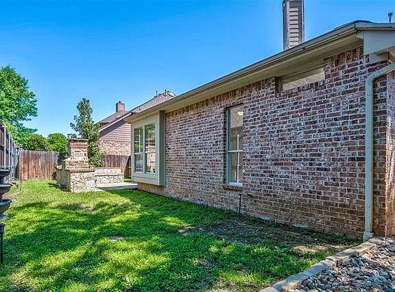 3rd image of 4109 Silverwood Ln