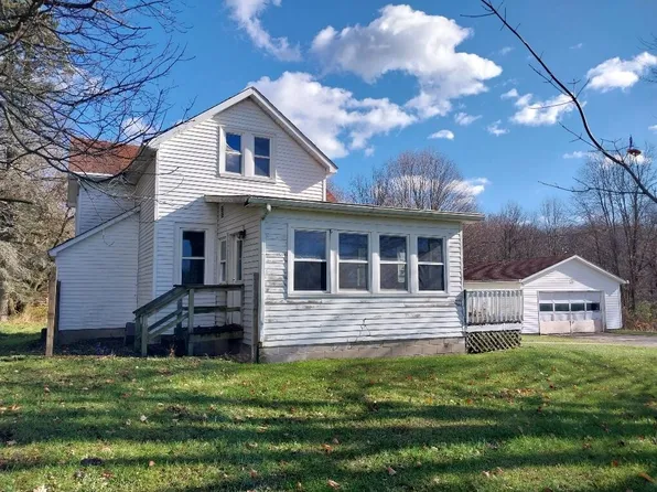 6124 S 124th Ave, Rothbury, MI 49452