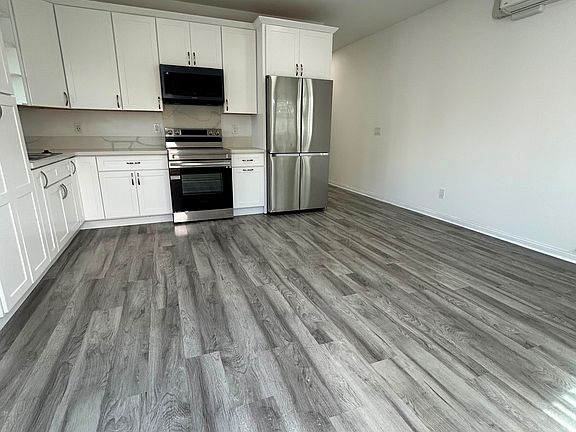3rd image of 722 1/2 S Williamson Ave #722-12A
