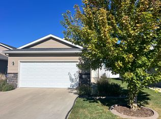 5435 49th Ave S, Fargo, ND 58104