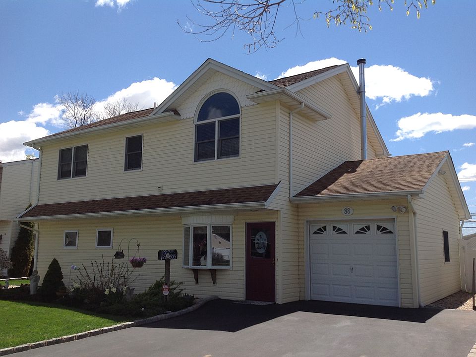 1st image of 88 S Millpage Dr