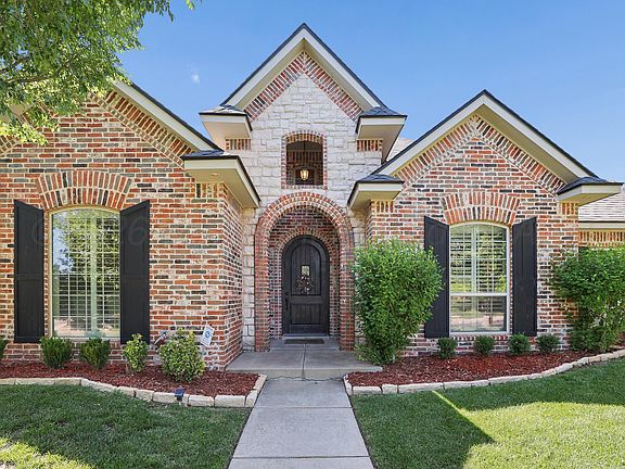 3rd image of 3100 River Birch Pl
