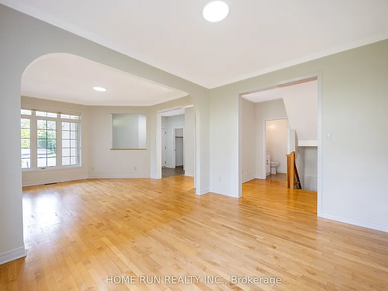281 Goldridge Dr — Photo 10