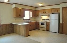 3rd image of 28 Cedar Dr