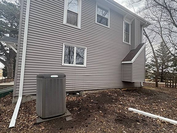 3rd image of 1321 W 12th St