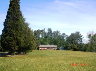1054 Richmond Hwy, Tappahannock, VA 22560