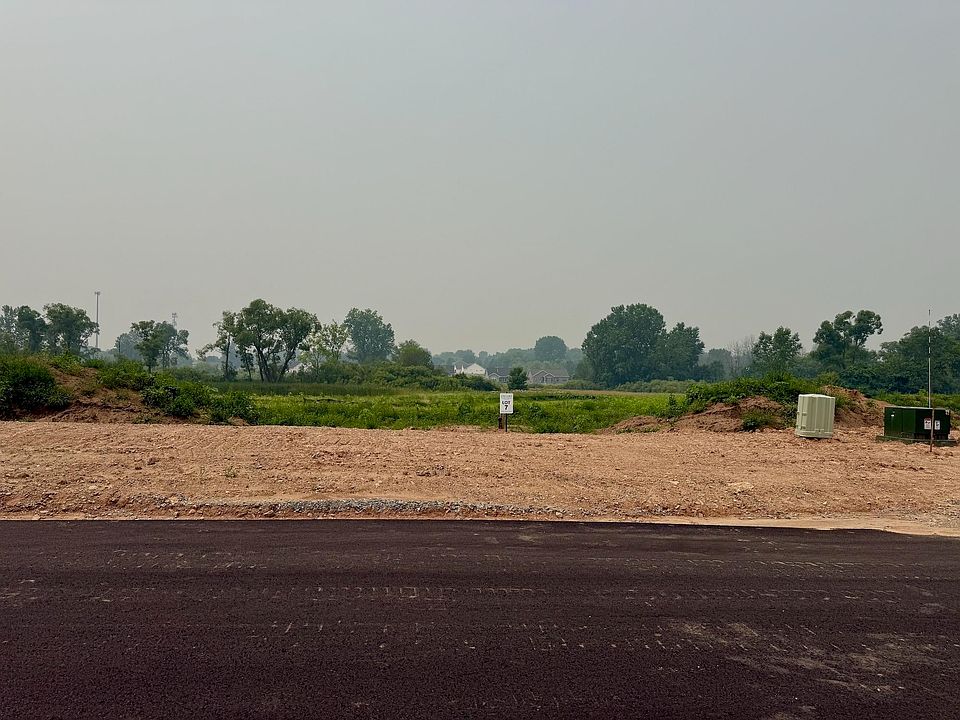 1st image of Ridgeway Dr #7