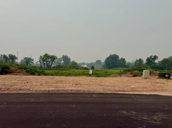 Ridgeway Dr #7, Greenville, WI 54942