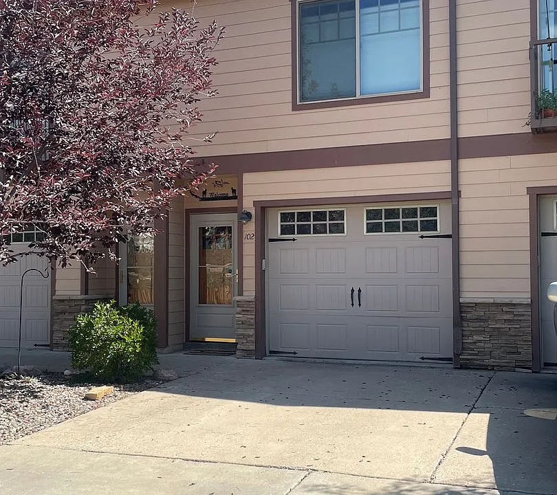 175 Metz Ln #102