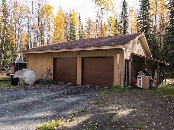 3rd image of 3711 Lolly Dr