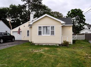 27 Buena Vista Dr, Brick, NJ 08723