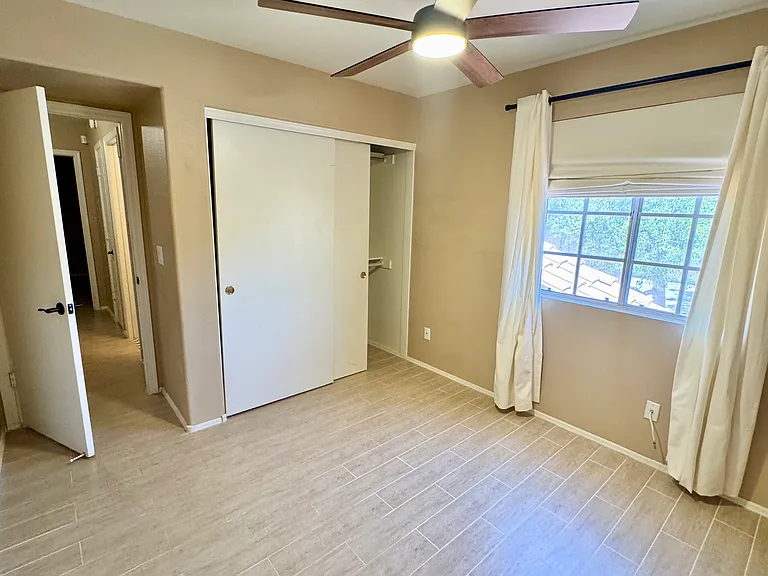 16646 S 33rd St — Photo 14