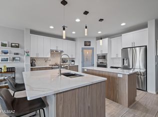 8961 E Wright School Loop, Tucson, AZ 85715