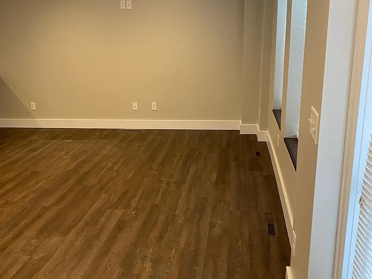 319 Ellicott St — Photo 6