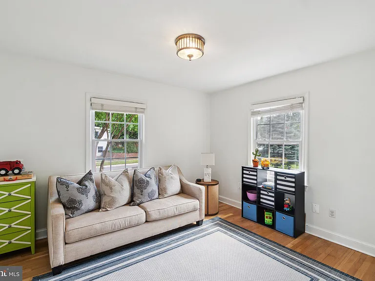 5802 Ryland Dr — Photo 11