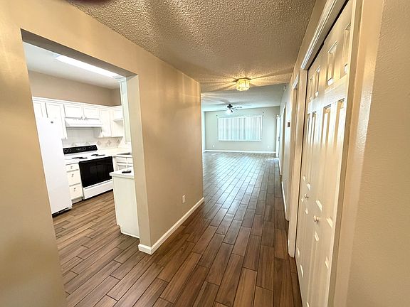 4th image of 6057 Lake Pointe Dr APT 409