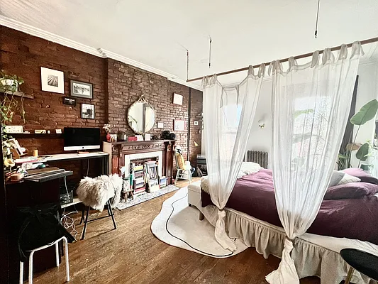 Rented by Ideal Properties Group | media 11