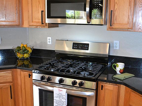 4th image of 3443 E Esplanade Ct