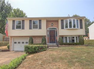 1364 Peppertree Dr, Derby, NY 14047