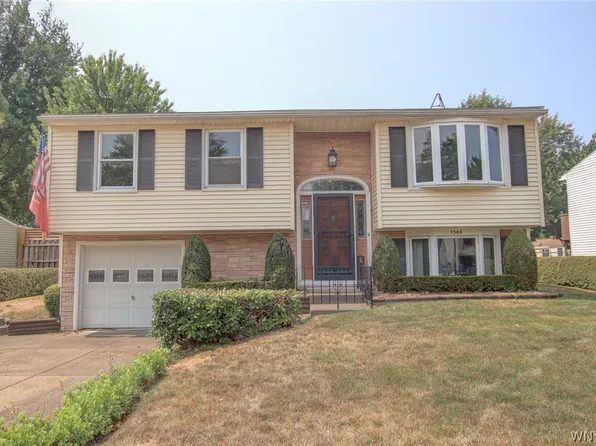 1364 Peppertree Dr, Derby, NY 14047