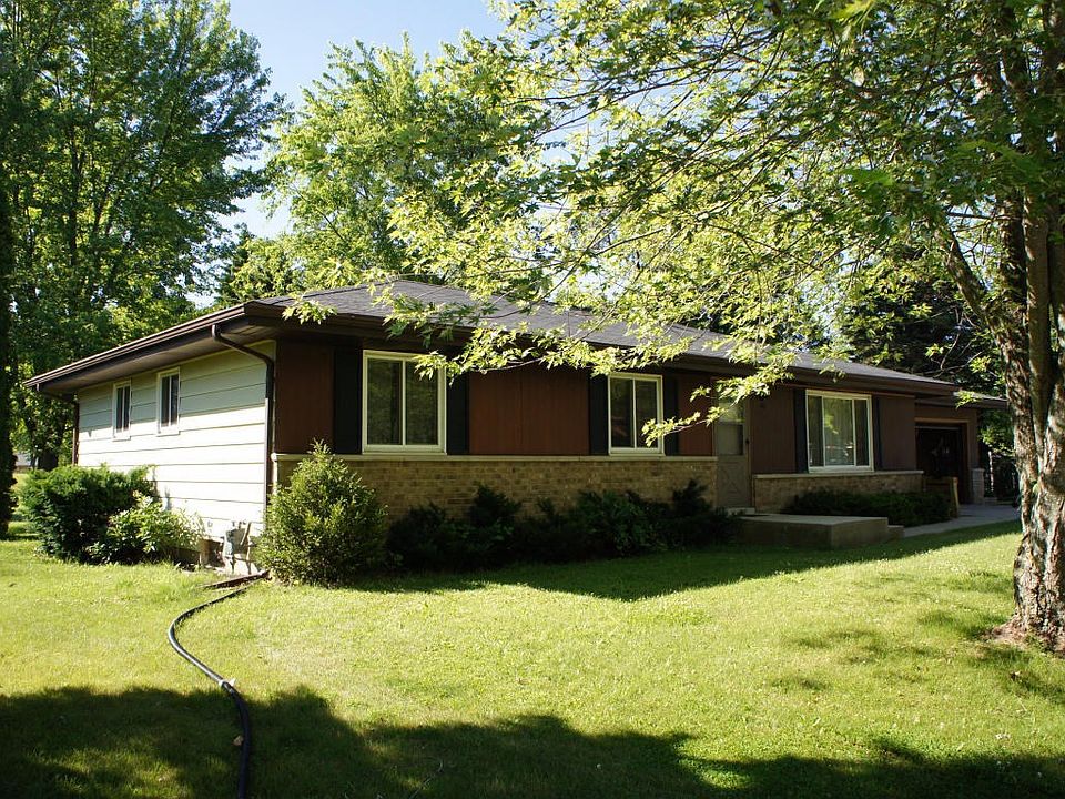 3 Bedroom 1.5 Bath Fredonia Home