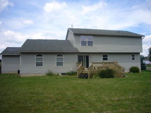 2nd image of 2485 Whitney Ave