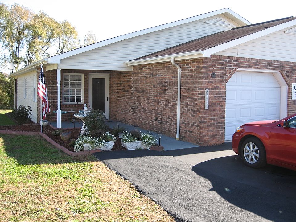 1st image of 859 Cobblestone Pl