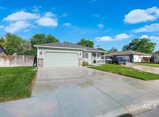 445 N 12 E, Mountain Home, ID 83647