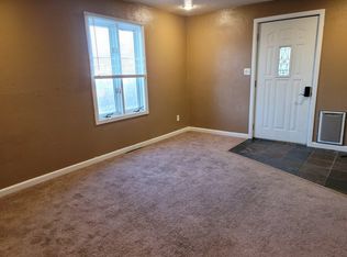 304 S 1st St, Riverton, WY 82501