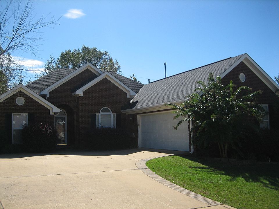 1st image of 1411 Plantation Ln