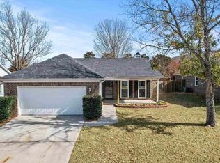 215 Albany Dr NE, Huntsville, AL 35811
