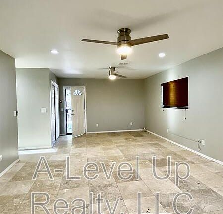 4th image of 231 W 28th St