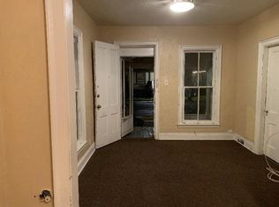 628 7th St, Niagara Falls, NY 14301
