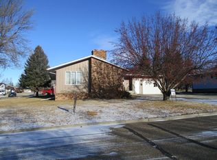 220 Coulee Dr, Washburn, ND 58577
