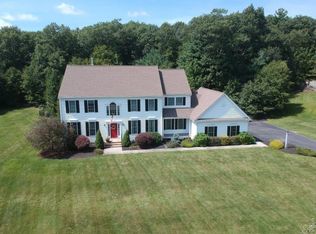 34 Pleasant Ln, Boylston, MA 01505