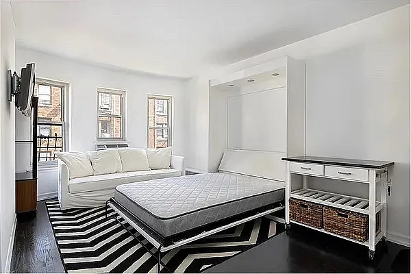 Rented by Douglas Elliman | media 7