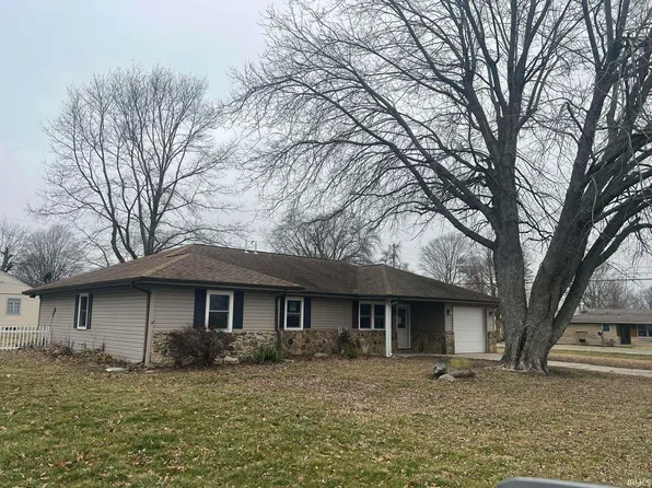 8101 S Hickory Ln, Daleville, IN 47334