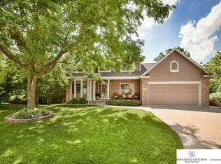 10508 S 176th Cir, Omaha, NE 68136