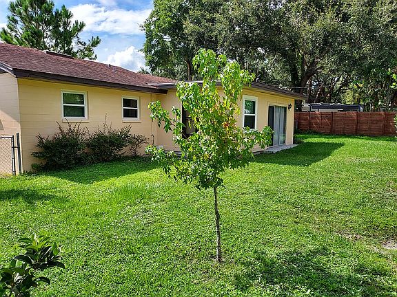 4th image of 2110 John Arthur Way