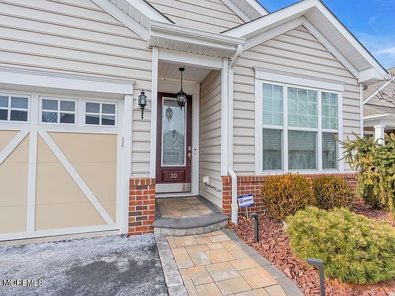 2nd image of 30 Harvest Ridge Road