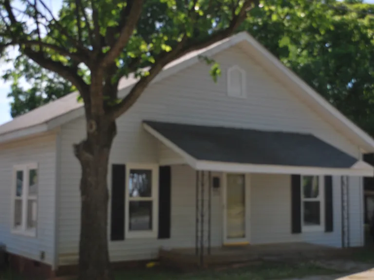 219 Dingler Ave — Photo 8
