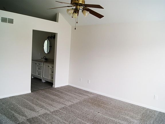 4th image of 4983 Cinnamon Dr