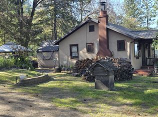 2807 Old Military Rd, Central Point, OR 97502