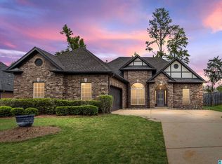 136 Tanglewood Dr, Alabaster, AL 35007