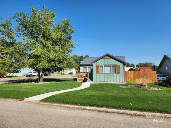 524 N 4th St, Nyssa, OR 97913