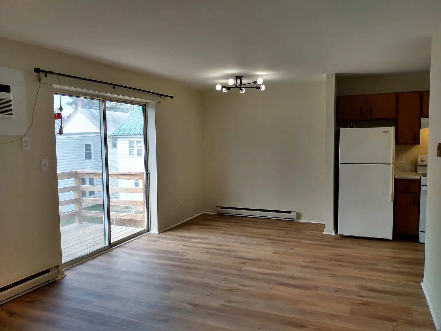 778 Broad Street - D — Photo 3