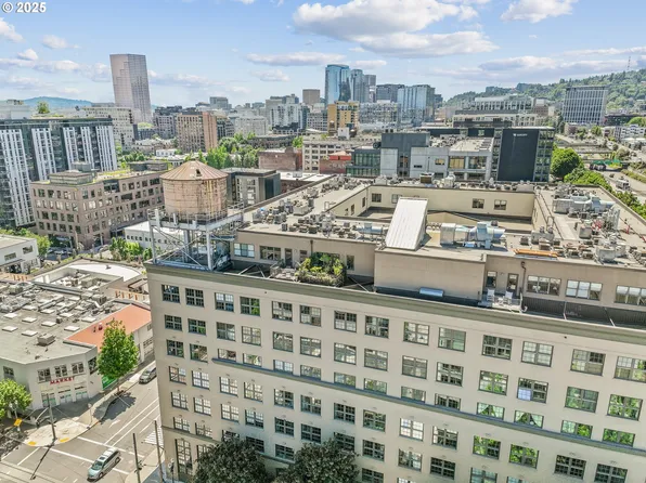 1420 NW Lovejoy St APT 614, Portland, OR 97209