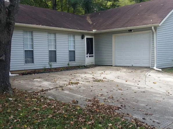 1553 Birch Log Pl, Austell, GA 30168