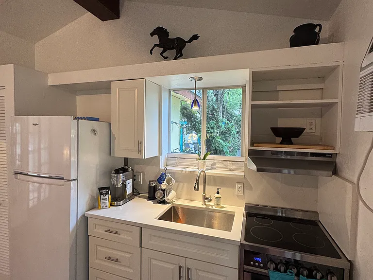 5053 SW 58th Ave #5 — Photo 5