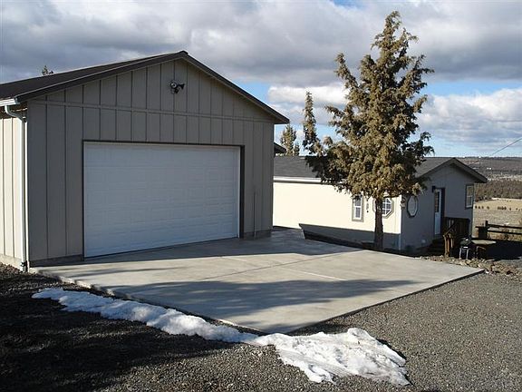 4th image of 6193 SE Beretta Way
